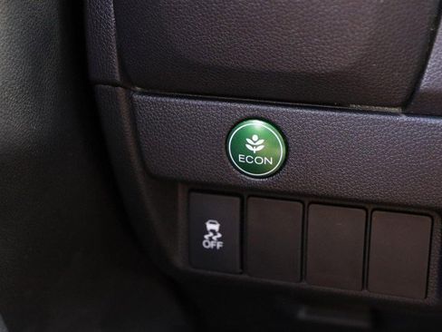 Used 2016 Honda Fit EX image 21