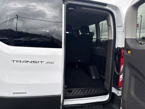 Used 2023 Ford Transit 350 XLT image 24
