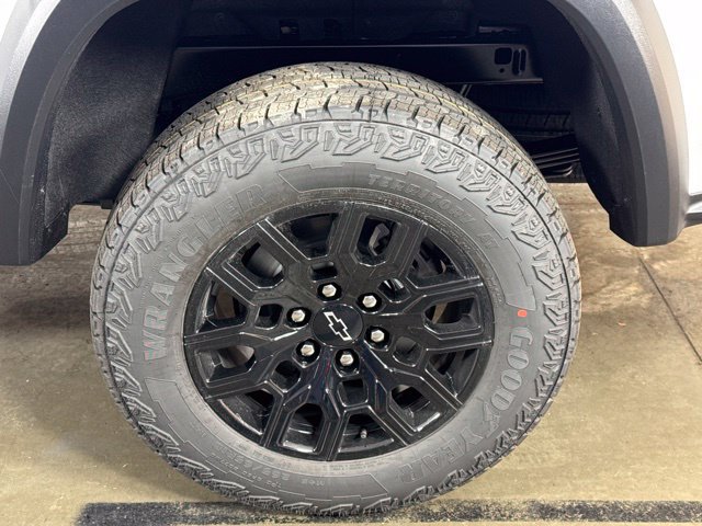 New 2026 Chevrolet Colorado Trail Boss AWD/4WD image 6