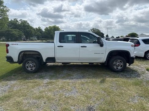 Used 2023 Chevrolet Silverado 2500 W/T AWD/4WD image 4