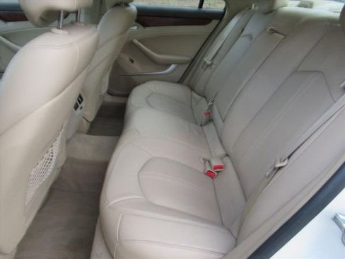 Used 2011 Cadillac CTS Premium image 30