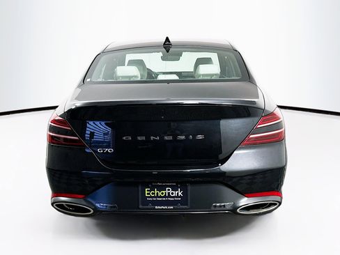 Used 2025 Genesis G70 2.5T image 7
