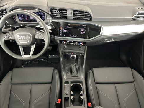 New 2025 Audi Q3 2.0T Premium image 12