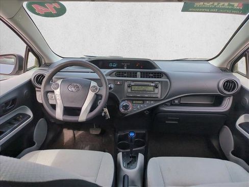 Used 2014 Toyota Prius C One image 15