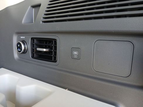 New 2026 Hyundai Santa Fe SEL image 40