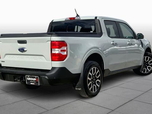 Used 2024 Ford Maverick Lariat image 12