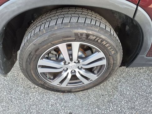 Used 2017 Honda Pilot EX-L image 10