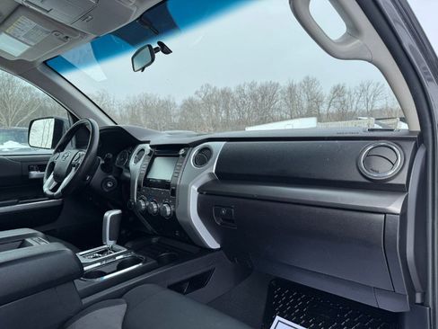 Used 2016 Toyota Tundra SR5 image 19