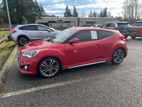 Used 2016 Hyundai Veloster Turbo image 2