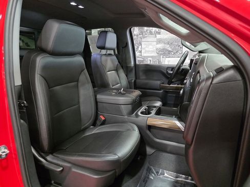 Used 2019 Chevrolet Silverado 1500 RST image 17