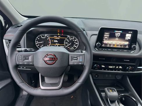 New 2026 Nissan Rogue SV AWD/4WD image 13