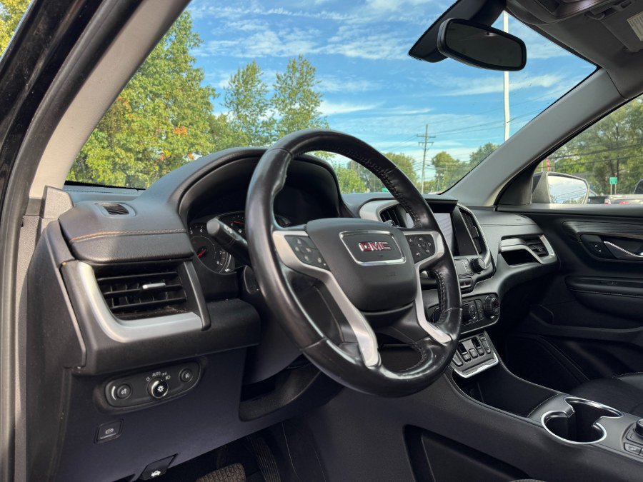Used 2019 GMC Terrain SLT w/ Preferred Package AWD/4WD image 14
