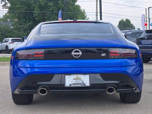 Used 2024 Nissan Z Sport w/ Floor Mat Package RWD image 13