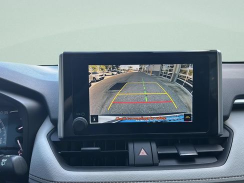 Used 2023 Toyota RAV4 XLE FWD image 13