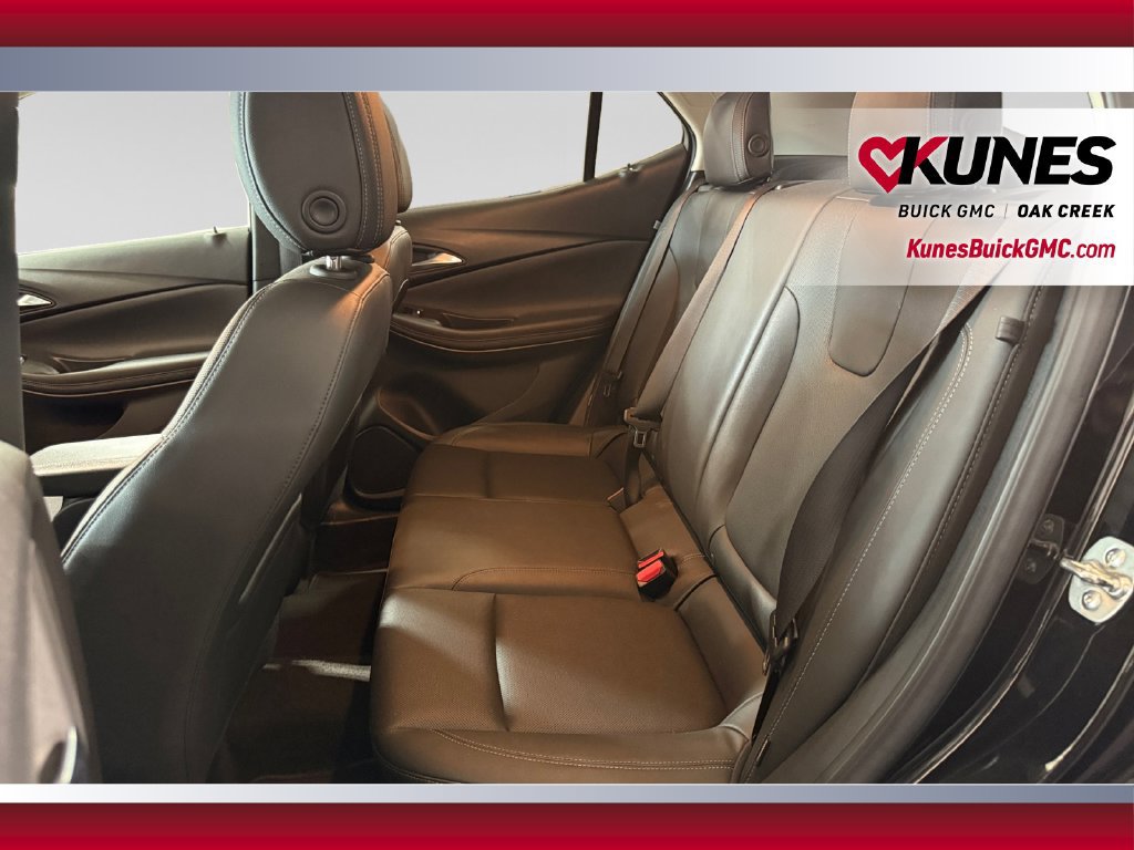 Used 2024 Buick Encore GX Sport Touring AWD/4WD image 33