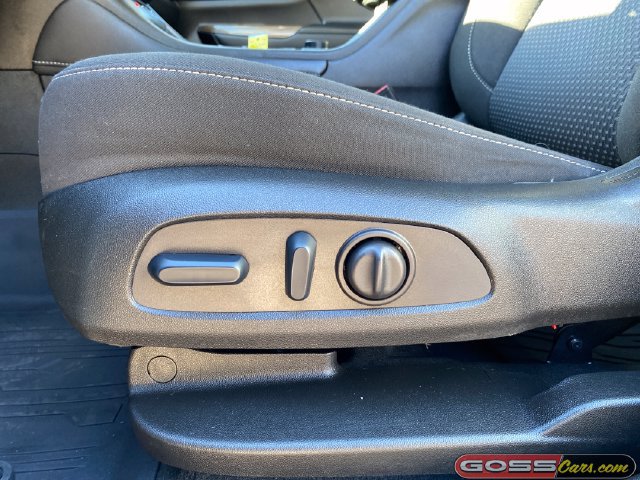 Used 2023 GMC Acadia SLE w/ Driver Convenience Package AWD/4WD image 25