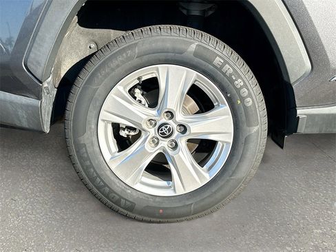 Used 2021 Toyota RAV4 XLE image 25