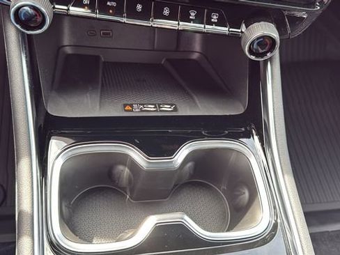 New 2026 Chevrolet Traverse LT w/ Driver Confidence Package image 21