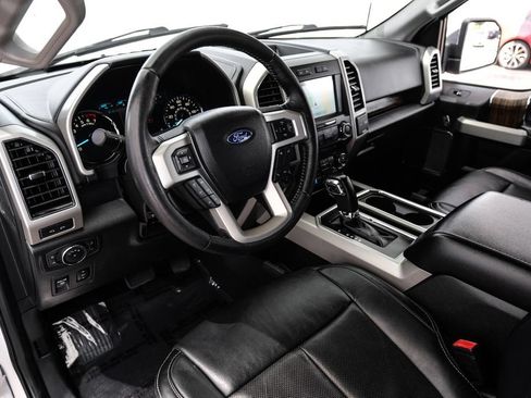 Used 2019 Ford F150 Lariat AWD/4WD image 3