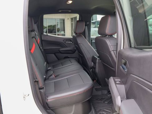Used 2023 Chevrolet Colorado Z71 w/ Z71 Convenience Package 2 AWD/4WD image 30