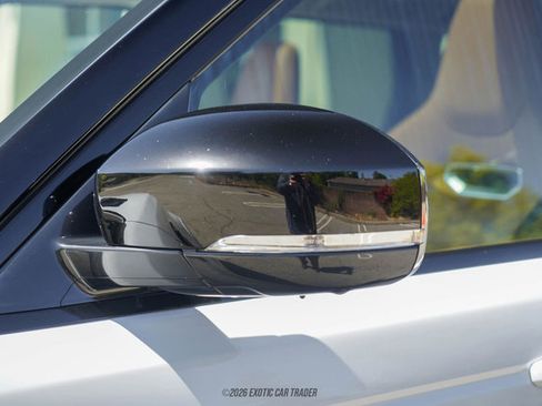 Used 2022 Land Rover Range Rover Sport SVR image 89