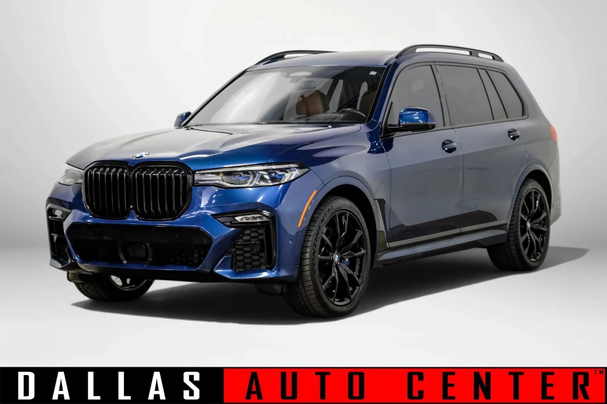 Used 2021 BMW X7 M50i AWD/4WD image 3