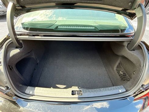 Used 2023 Volvo S90 B6 Plus image 30