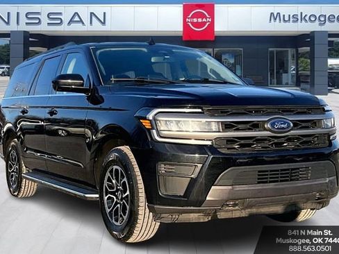 Used 2023 Ford Expedition Max XLT image 1