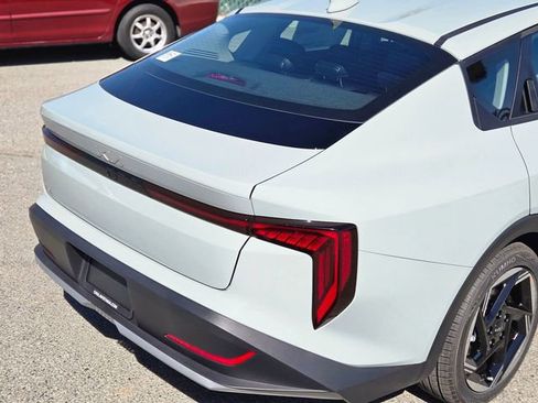 New 2026 Kia K4 EX image 7