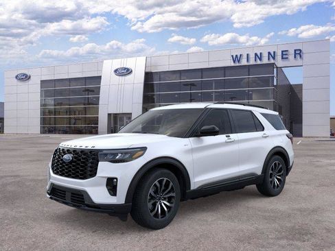 New 2026 Ford Explorer ST-Line AWD/4WD image 1