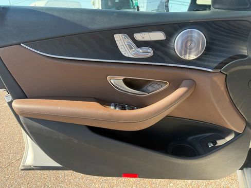 Used 2021 Mercedes-Benz E 350 Sedan image 15