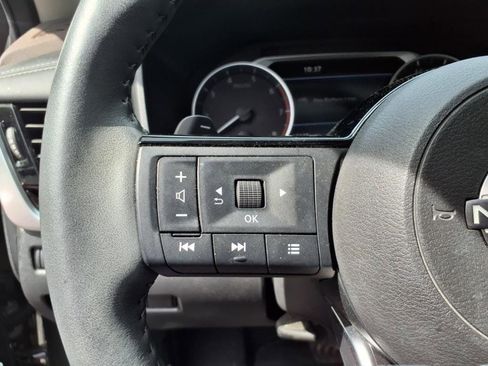 Used 2022 Nissan Rogue SL w/ SL Premium Package image 13