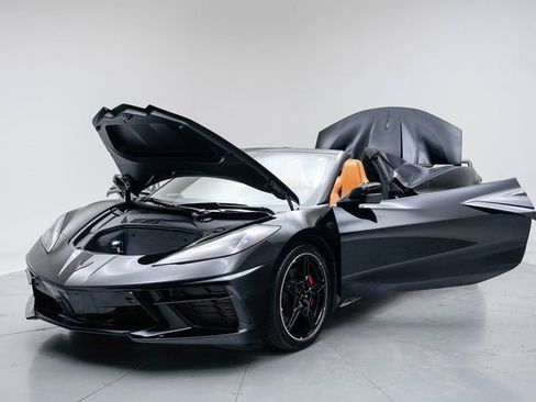 Used 2023 Chevrolet Corvette Stingray Preferred Conv w/ 2LT image 17