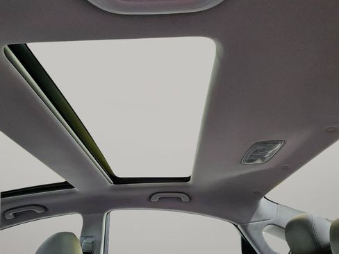 Used 2012 Hyundai Sonata Limited w/ Navigation Pkg FWD image 31