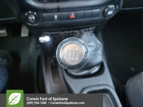 Used 2013 Jeep Wrangler Unlimited Sport image 30