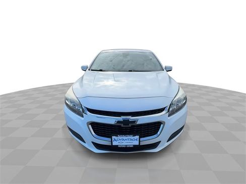 Used 2016 Chevrolet Malibu LT w/ Power Convenience Package image 3