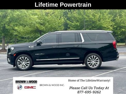 Used 2023 GMC Yukon XL Denali w/ Max Trailering Package AWD/4WD image 3