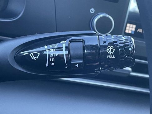 New 2026 Hyundai Elantra SE image 23