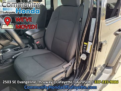 Used 2021 Jeep Wrangler Unlimited Sport AWD/4WD image 20