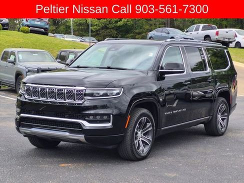 Used 2023 Jeep Grand Wagoneer L 4WD w/ Rear Seat Video Group 1 image 3