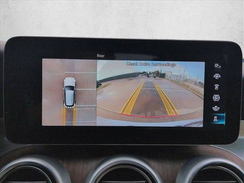 Used 2022 Mercedes-Benz GLC 300 image 13