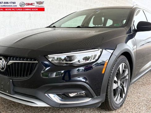 Used 2020 Buick Regal Essence AWD/4WD image 1