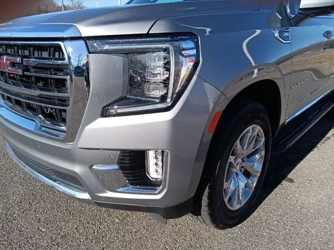 Used 2023 GMC Yukon SLT image 9