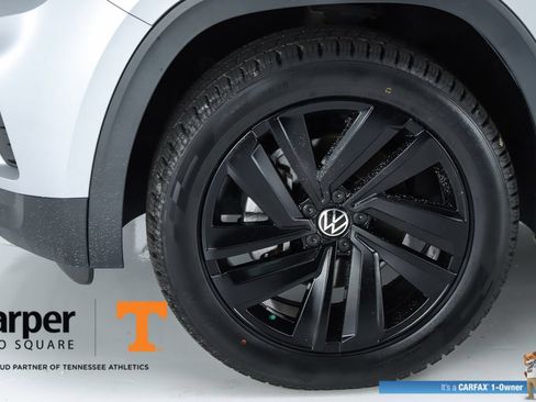 Used 2023 Volkswagen Atlas Cross Sport SE w/ Panoramic Sunroof Package FWD image 44