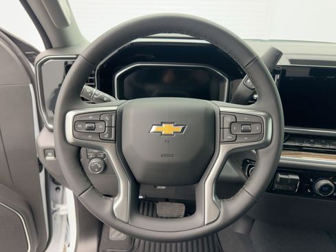 New 2026 Chevrolet Silverado 1500 LT AWD/4WD image 17
