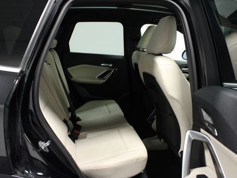 Used 2024 BMW X1 xDrive28i image 15