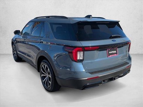 New 2026 Ford Explorer ST-Line image 8