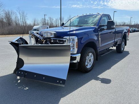 New 2026 Ford F250 XLT w/ FX4 Off-Road Package AWD/4WD image 3