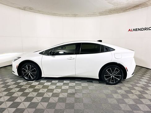 Certified 2024 Toyota Prius Limited image 6