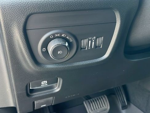 New 2026 Jeep Grand Cherokee Limited AWD/4WD image 11